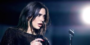 Esta es la razón por la que Dua Lipa lloró durante su presentación