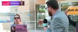 Manifestantes hicieron pasar incómodo momento a notero de "La mañana de Chilevisión"