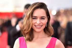 Emilia Clarke despidió "Game of Thrones" con un simbólico tatuaje
