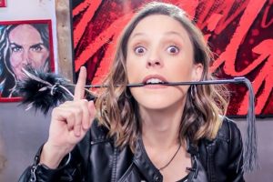 Maly Jorquiera saca aplausos al recrear icónica portada de Kim Kardashian