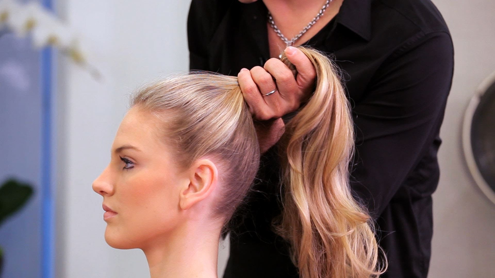 High Ponytail: Descubre cómo hacerte el peinado de moda entre las famosas