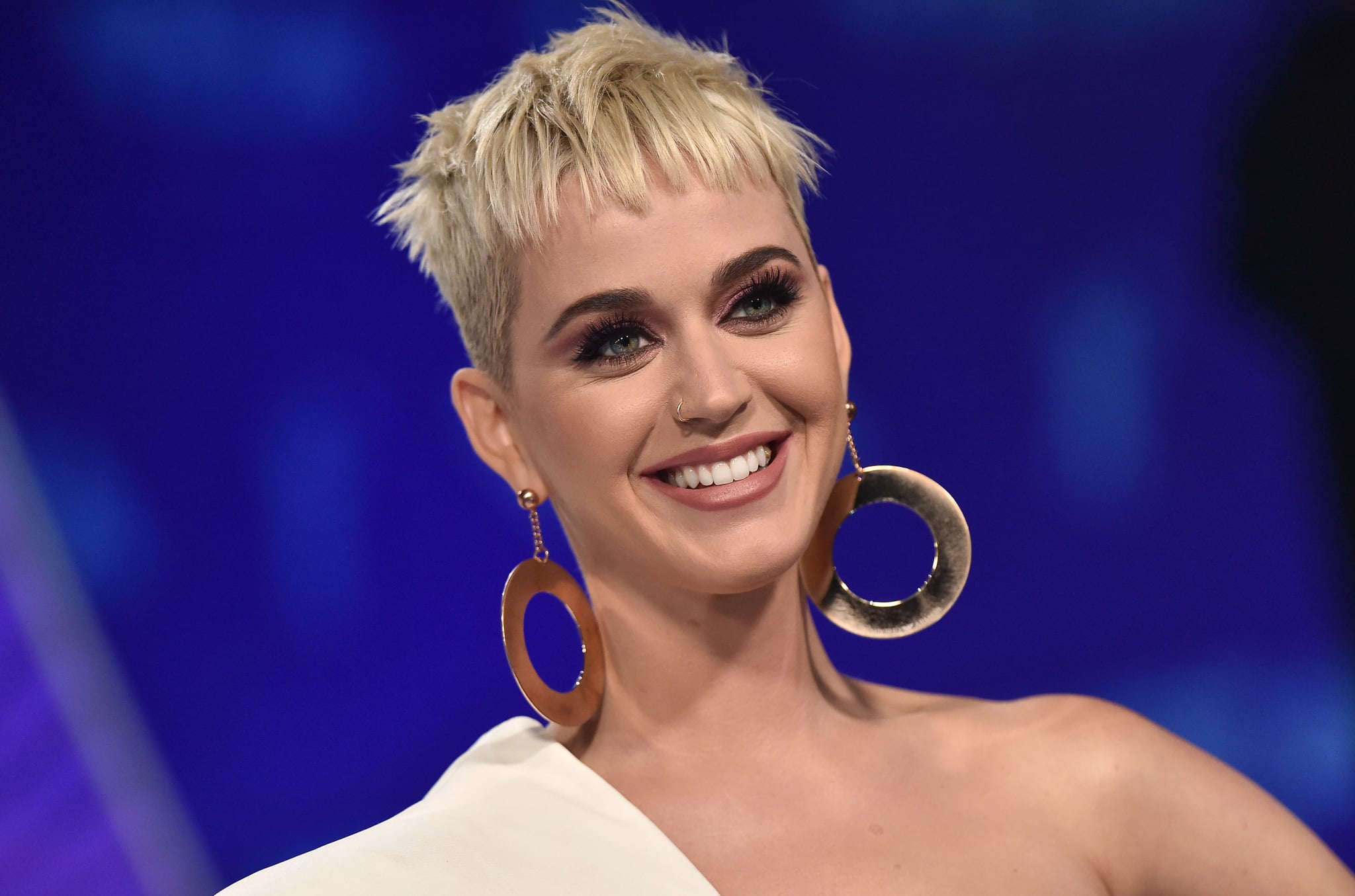 "La hermana del Joker": el arriesgado cambio de look de Katy Perry que sorprende a sus fans