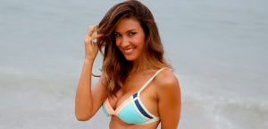 Vanesa Borghi se luce en redes sociales posando en bikini desde paradisíaco destino