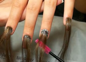 Uñas Rapunzel: ¡Así es la extravagante nueva tendencia en manicure!