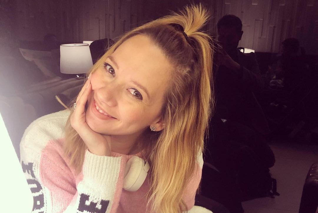 Ingrid Parra se luce con osada transparencia en sensual sesión de fotos