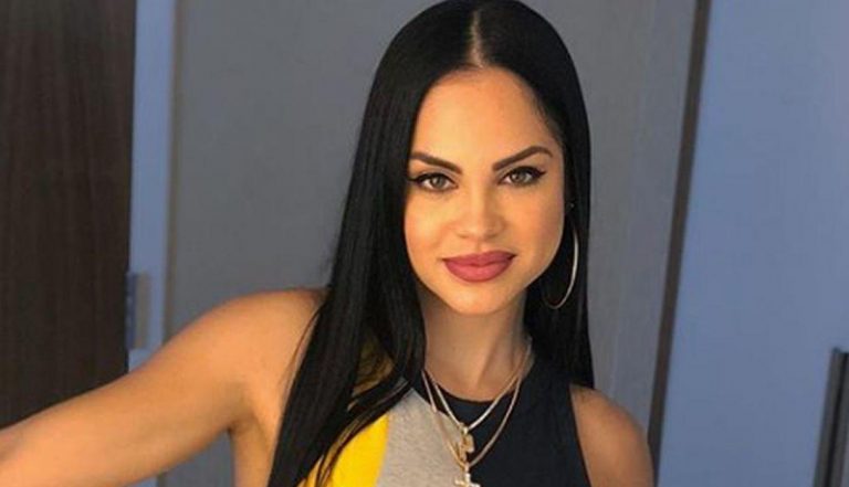El objeto personal que Natti Natasha olvidó en la chaqueta que lanzó al público en un concierto