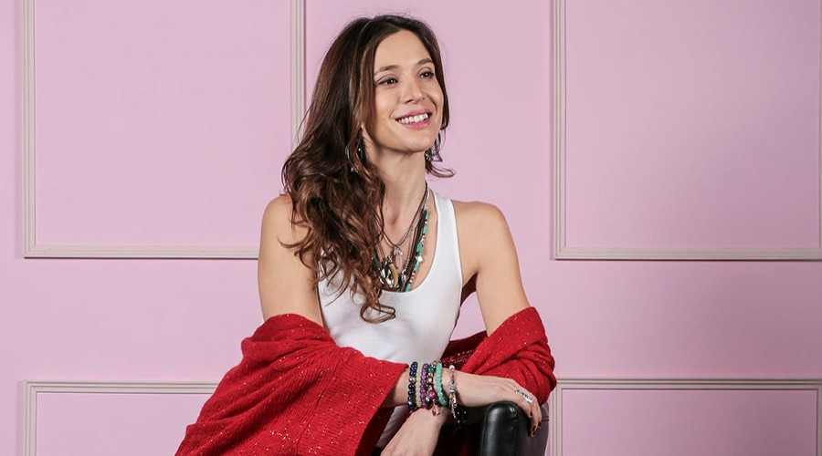 La actriz Daniela Ramírez dejó su larga cabellera atrás para probar el corte que es tendencia