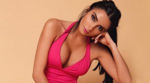 Flavia Medina saca aplausos con veraniega postal en redes