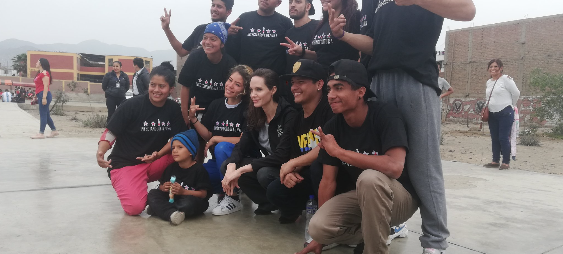 Angelina Jolie visita inmigrantes venezolanos en su visita a Lima