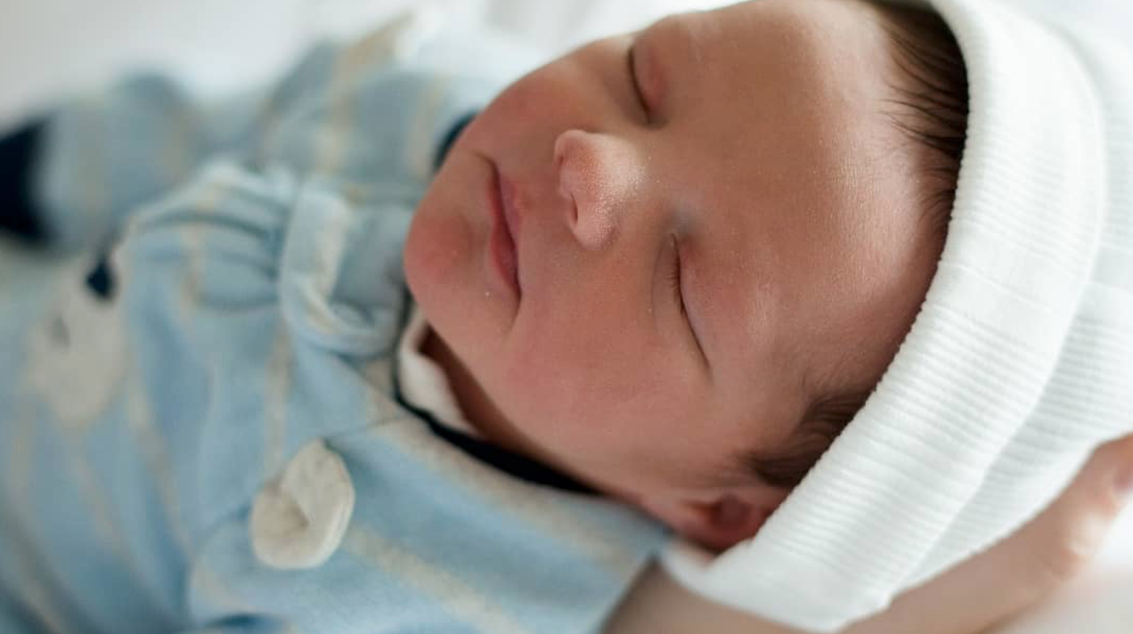 Melina Figueroa presenta a su hijo con tierno vídeo