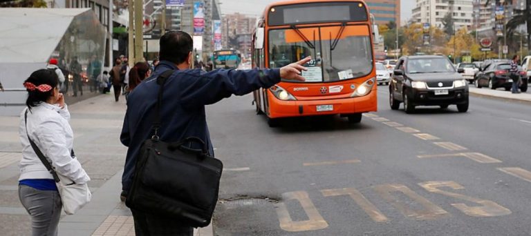 Prevén alza en pasaje del Transantiago para este mes