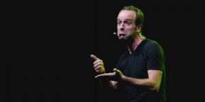 Stefan Kramer impactó en redes sociales imitando personaje de "Pacto de Sangre"