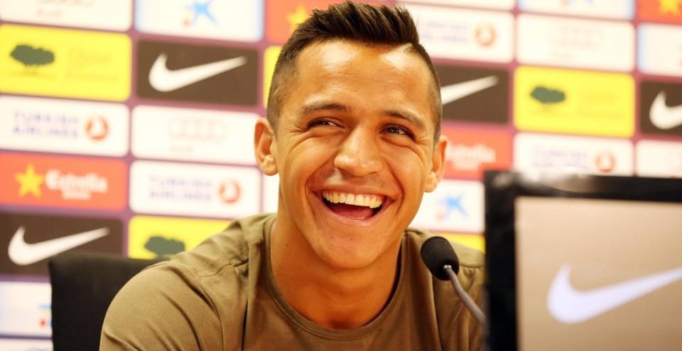 ¡Guapo! Alexis Sánchez luce su sentador nuevo look en Europa