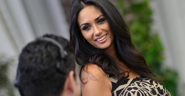 Pamela Díaz disfruta del sol de Antofagasta y se llena de halagos al posar en bikini