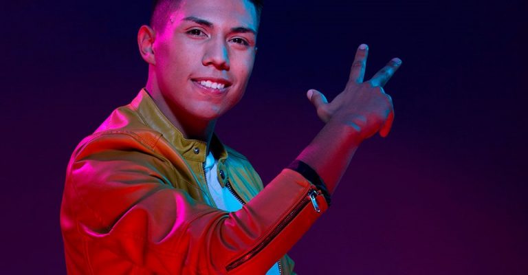 Tanto ensayo tenía a un bailarín de Rojo quedándose dormido en pantalla