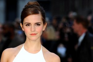 ¿Nuevo novio? Captan a Emma Watson a los besos con guapo empresario