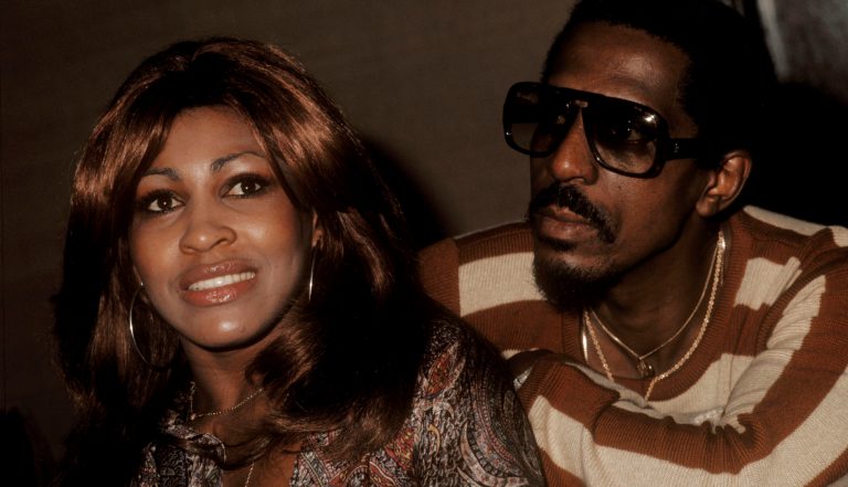 Tina Turner contó cómo fue su traumática noche de bodas