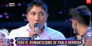 Juan Ángel Mallorca olvidó la letra en plena presentación de "Rojo"