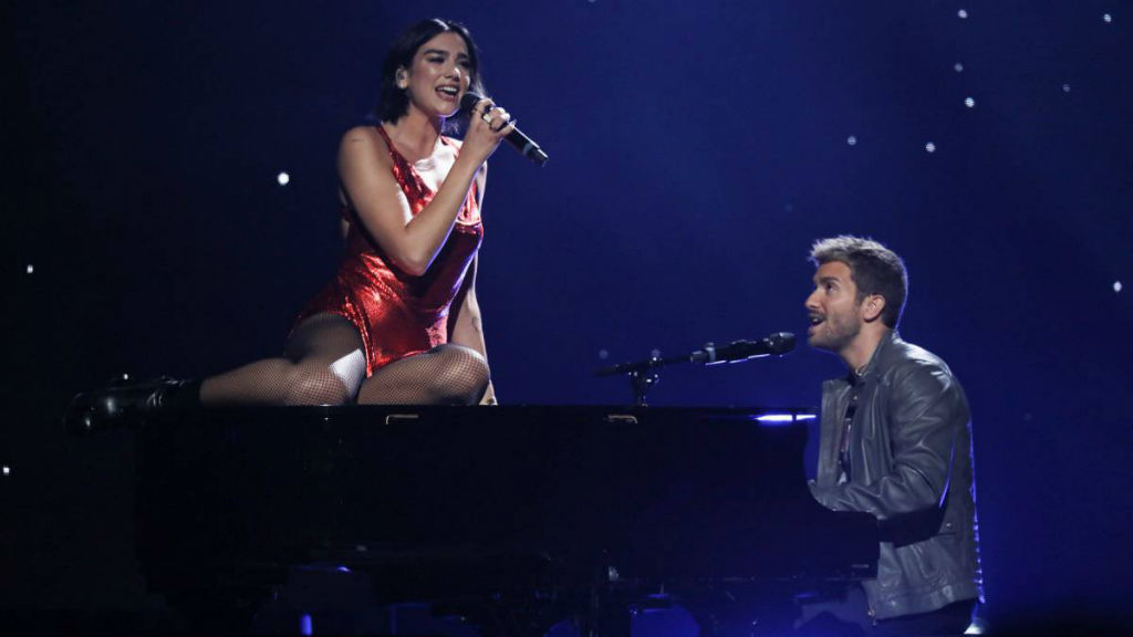 ¡Increíble! Dua Lipa y Pablo Alborán cantan juntos en vivo