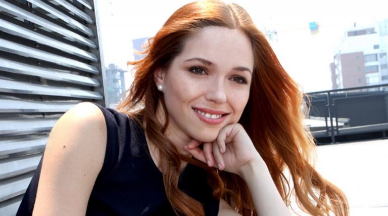 Nicole Block apostó por drástico cambio de look