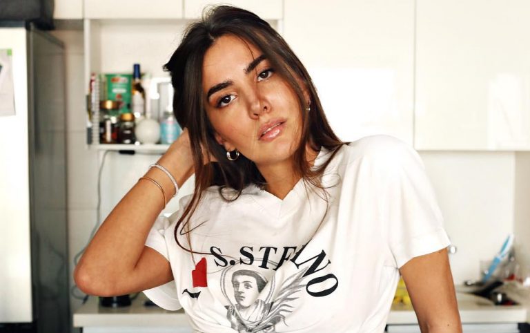 ¿Embarazada? Aylén Milla levantó sospechas con foto en traje de baño