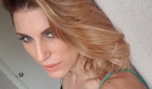 "Al carajo los 12 años de diferencia": Wilma González se defiende de las críticas por su nuevo amor