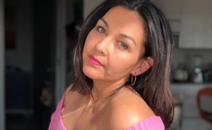 Denisse Malebrán posó en bikini para entregar un potente mensaje de amor propio