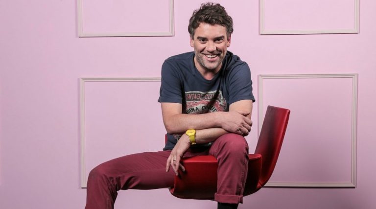 Diego Muñoz sorprende con radical cambio de look