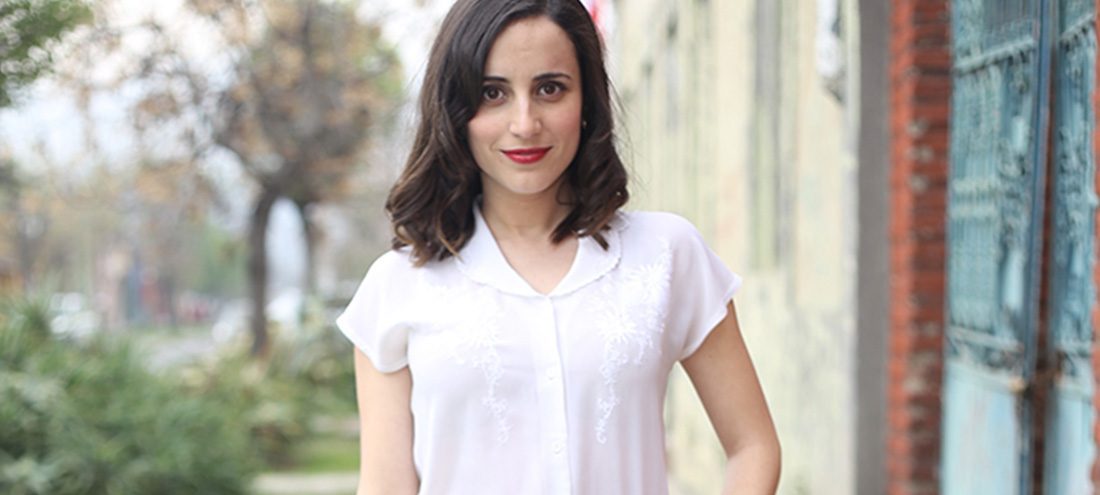 Camila Hirane recibe duros comentarios tras compartir postal en traje de baño