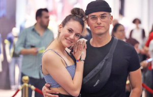 Antonia Bosman presenta a su pololo en evento de H&M