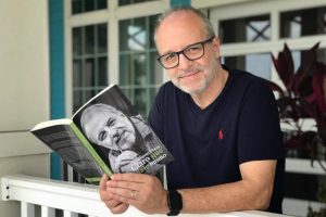 Alberto Plaza y sus comentarios sobre los trans y Daniela Vega: "Veo un hombre que está haciendo el rol de mujer"