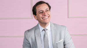 Las emotivas palabras de Álvaro Morales por su papel en "Casa de muñecos"