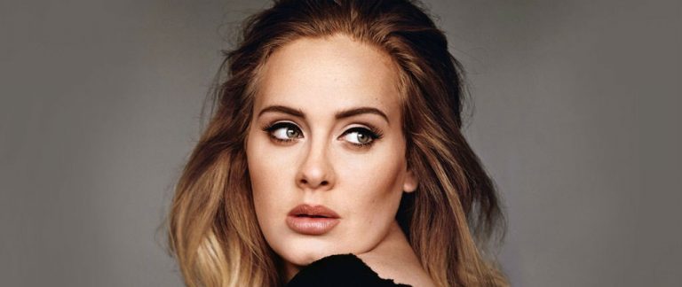 ¡Pillan a Adele saliendo del gimnasio completamente sin maquillaje!
