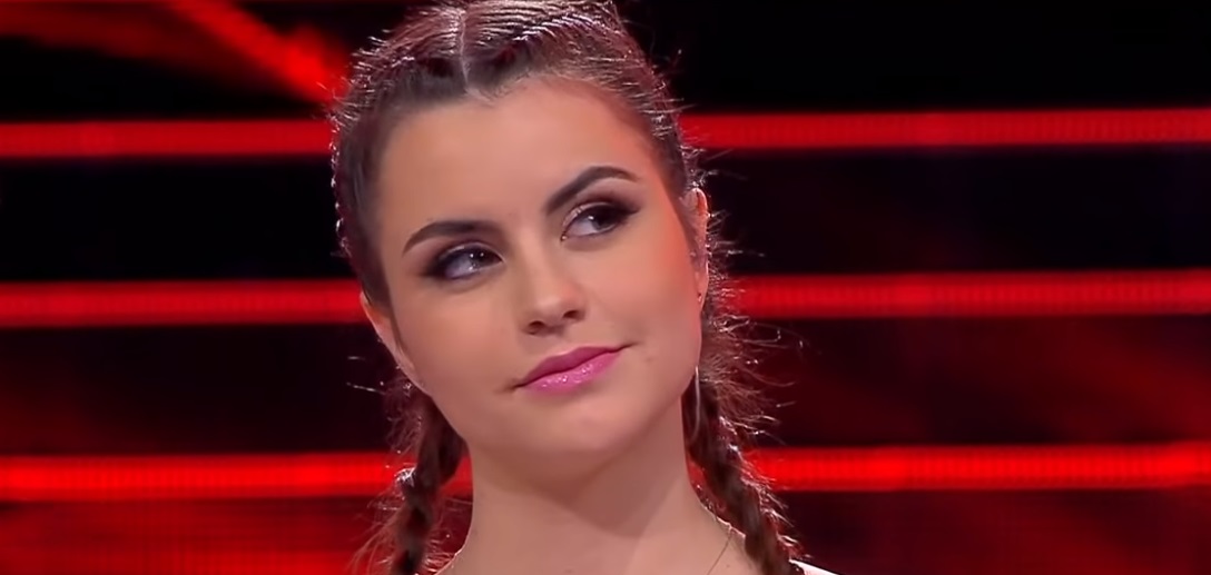 Su nota más baja: Los inesperados errores de Emilia Dides en su última presentación en "Rojo"