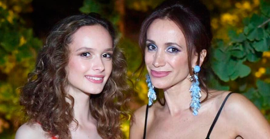 Alejandra Fosalba celebra orgullosa la primera portada de su hija Fiona