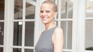 La tierna foto de Javiera Suárez junto a tu hijo haciendo ejercicio