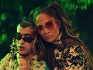 Jennifer López y Bad Bunny lanzan vídeo para su atrevida canción "Te gusté"