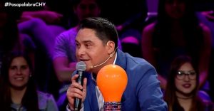 ¡El rey de la 'pista musical'! Manuel Neira se llevó todos los halagos en "Pasapalabra"