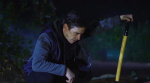 'Trini' y 'Benja' de "Pacto de sangre sorprenden con escalofriante comercial de celular