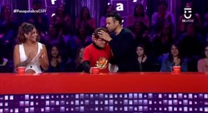 Eduardo Peñailillo regresa a Pasapalabras y tuvo un amable gesto con su compañero