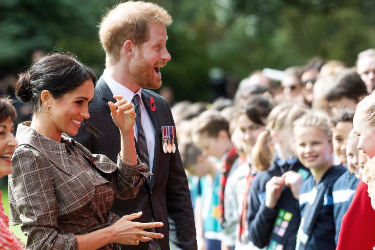 Príncipe Carlos sorprende al dar dos posibles nombres para el primer hijo de Meghan y Harry