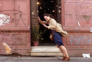 Adultos mayores podrán ver películas chilenas en cines gratuitamente este 27 de noviembre