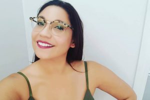 Ale Valle responde críticas por su escote en graduación de su hijo: "Son modos de vestir y ver la vida"