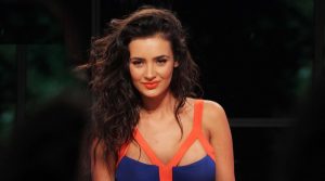 Dominique Gallego preocupa a sus seguidores con foto en bikini