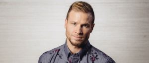 Así de orgulloso está Brian Littrell de su hijo de 16 años y que siguió sus pasos en la música
