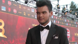 Hijo de Álvaro Sálas admite que le "agarró cariño a la farándula"