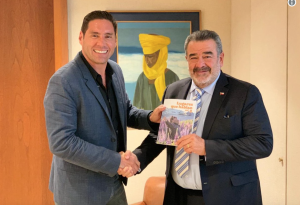 Andrónico Luksic sale a la defensa de Francisco Saavedra frente a José Antonio Kast