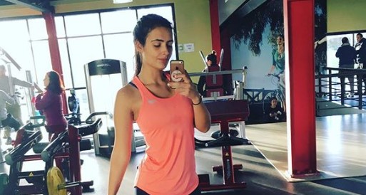 Dominique Gallegos preocupa a sus seguidores con foto en bikini