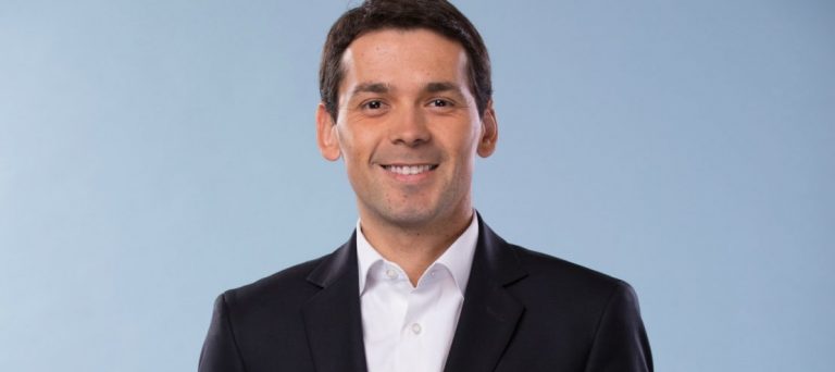 "Había Una Vez" regresa a TVN y será conducido por Gustavo Huerta