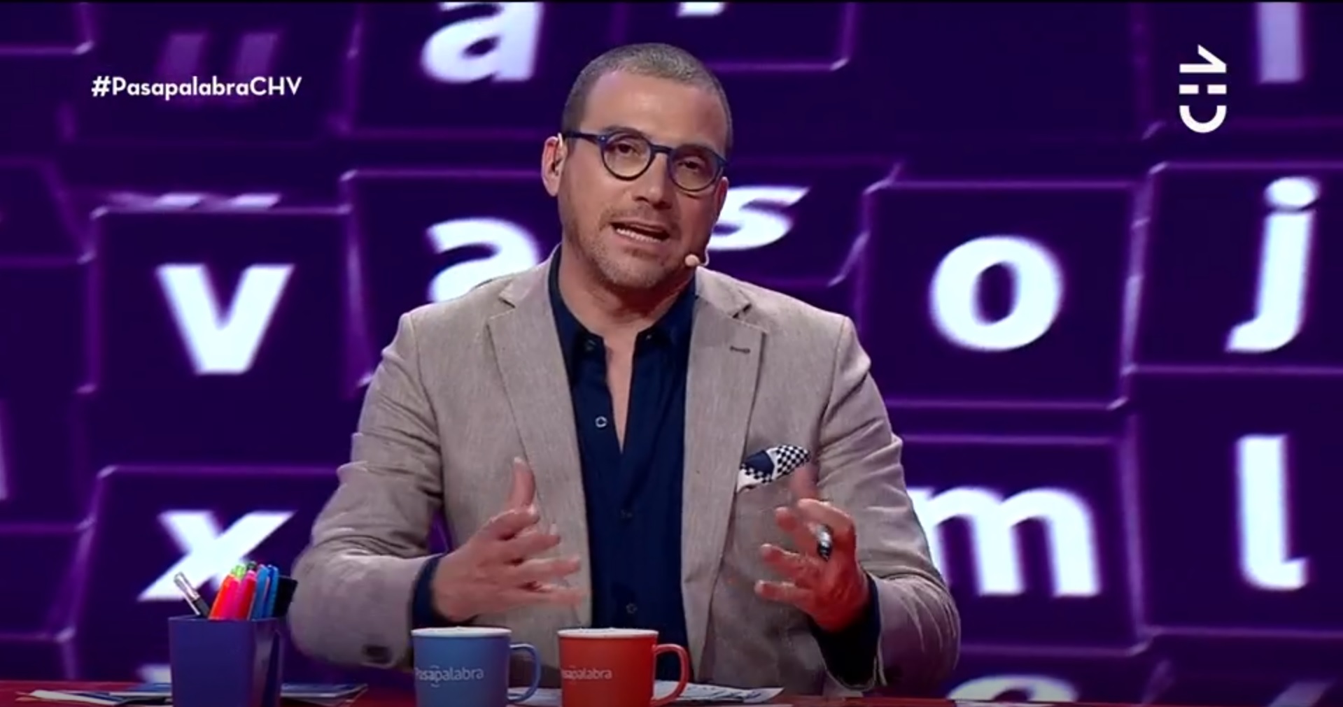 Julián Elfenbein "retó" a jugadores de "Pasapalabra" tras acordar empate